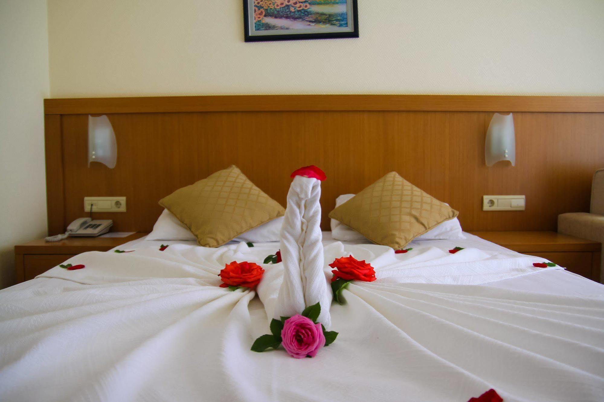 The Holiday Resort Didim Luaran gambar